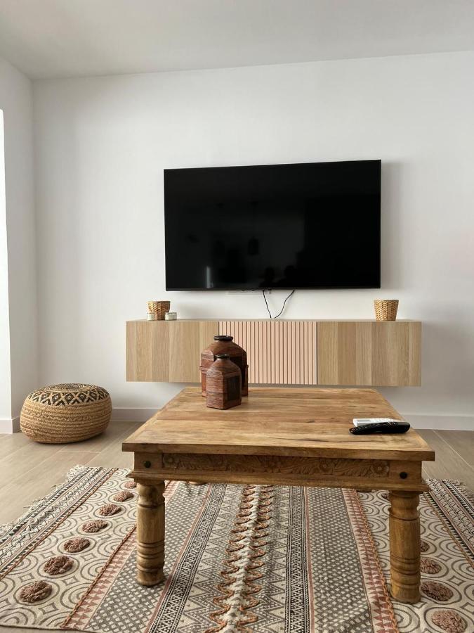 Apartamentos Buganvilla Roquetas De Mar Dış mekan fotoğraf