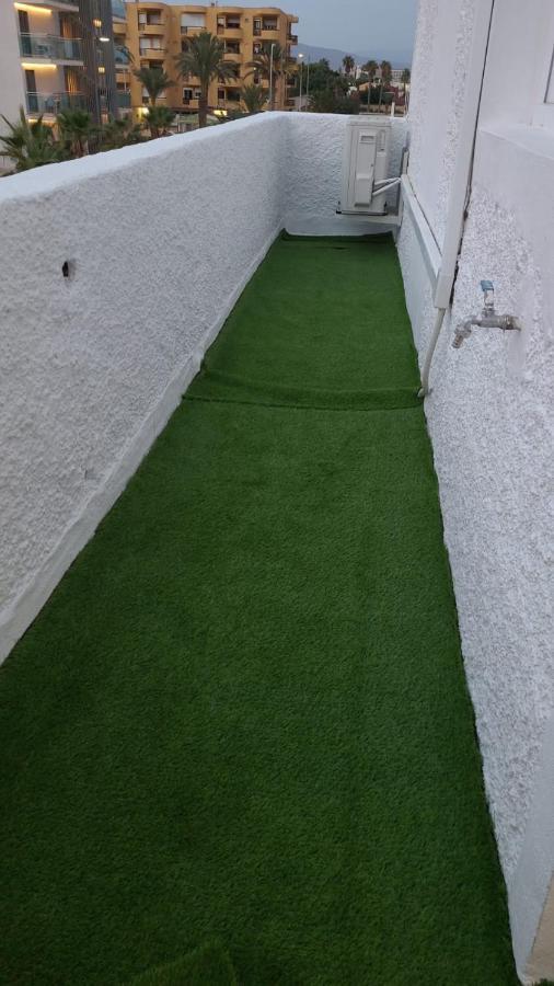 Apartamentos Buganvilla Roquetas De Mar Dış mekan fotoğraf