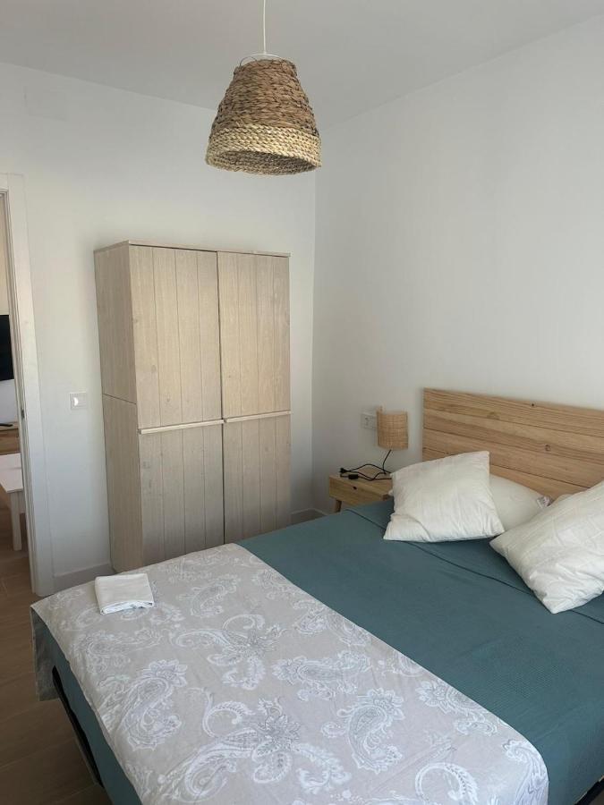 Apartamentos Buganvilla Roquetas De Mar Dış mekan fotoğraf